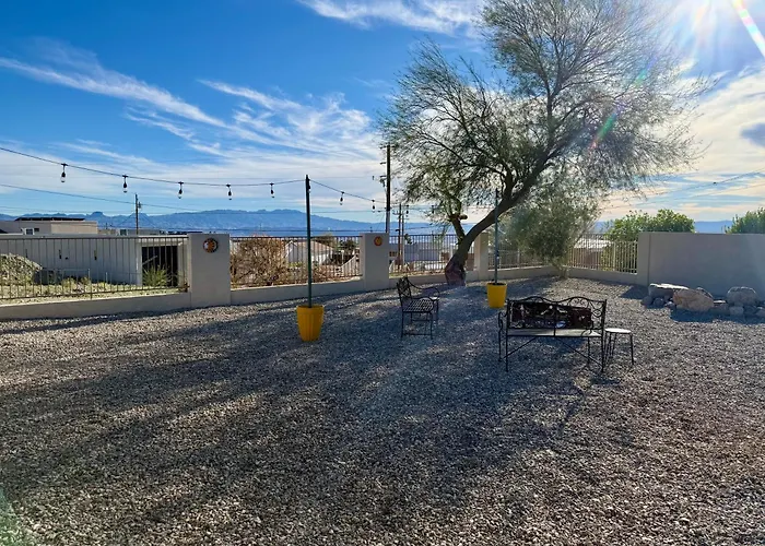 Palo Paradise, Open Skies & For Toys Holiday home *